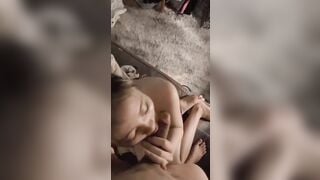 Bé yêu gái quê mới lớn cực mê bú cu anh hàng xóm với cu bự dài