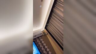 Em gái China mới lớn hàng họ to tròn lồn múp mặt xinh đẹp