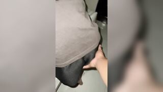 Vợ ngoại tình đi chơi với trai bị chồng xem được clip do thằng bạn gửi