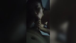 em gái nứng lồn thèm cu bú cu to dài trong cơn thèm khát