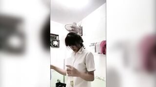 em học sinh mới lớn lộ clip thủ dâm và clip sex cùng anh người yêu